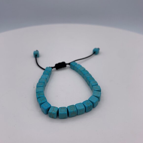 Ampere purse, cross body, mini, holds iphone, round, vegan leather, turquoise - Picture 15 of 16